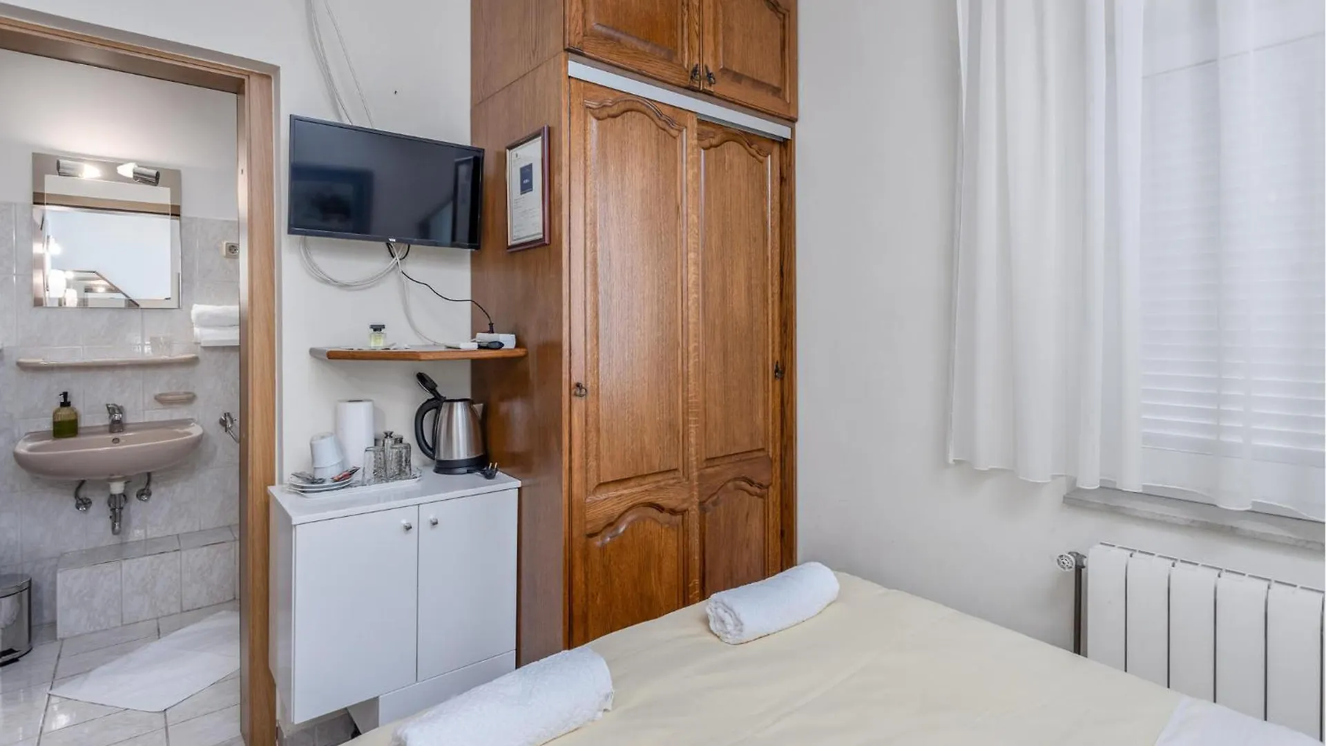 Nice Apartment In Selce With Kitchen
